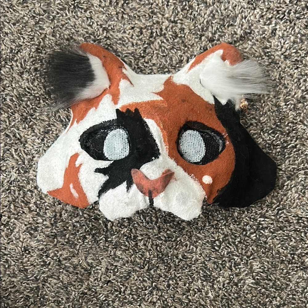 Cat mask!